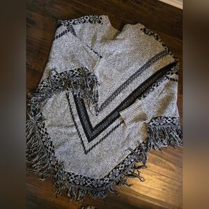 Black and Gray Women's Sweater Poncho